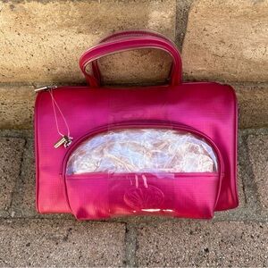 NWT Pink purse! Super cute!